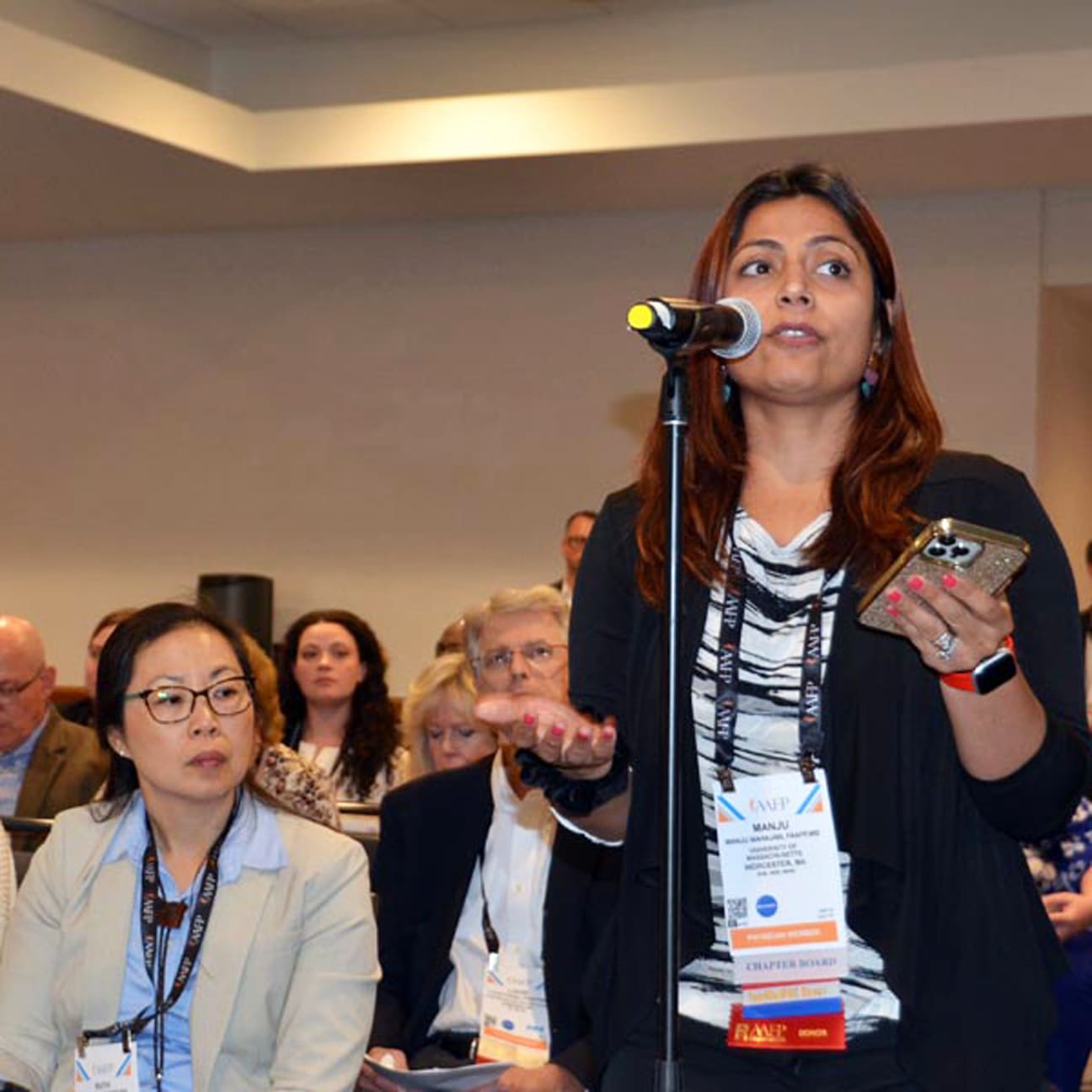 Image of AAFP Congress of Delegates committee hearing.