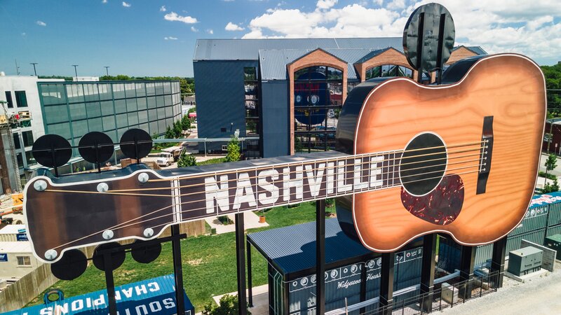 Nashville skyline at dusk
